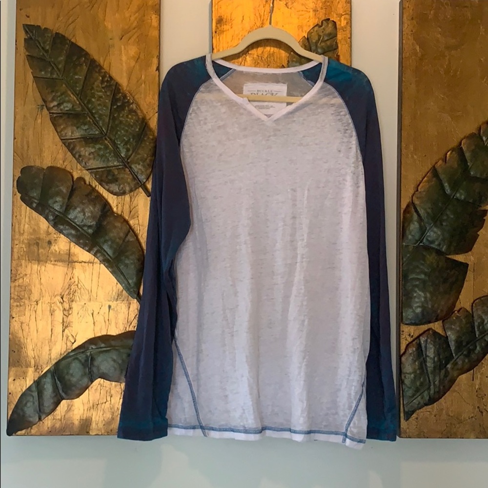 Men’s light shirt